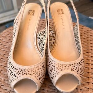 Open toed high heel shoe